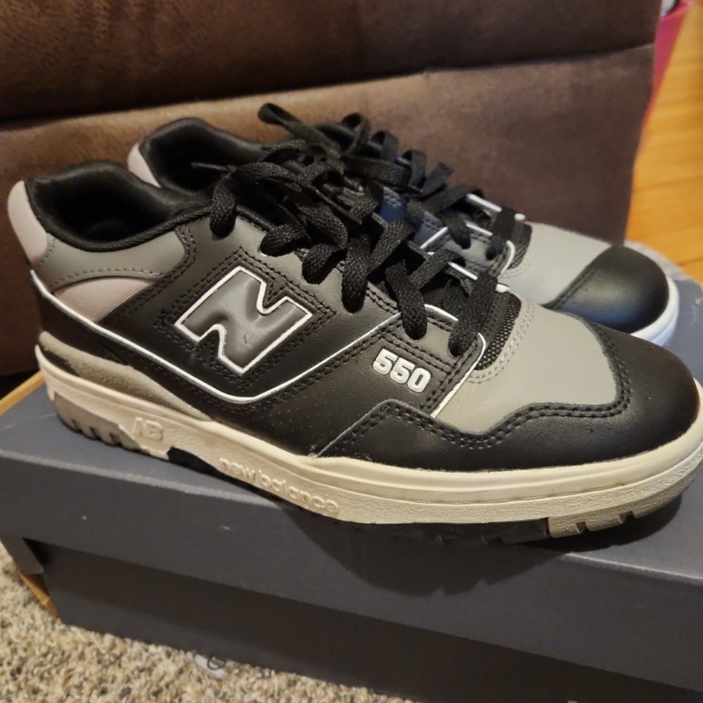 New Balance 550